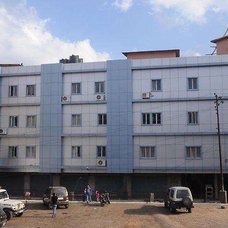 Hotel Barbareek Шиллонг Екстер'єр фото