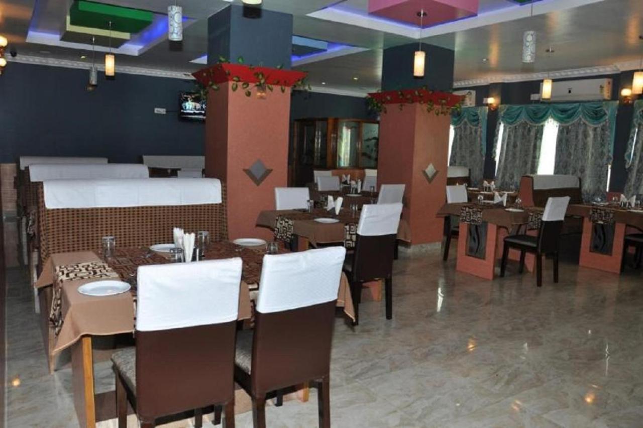 Hotel Barbareek Шиллонг Екстер'єр фото