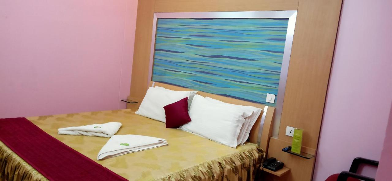 Hotel Barbareek Шиллонг Екстер'єр фото