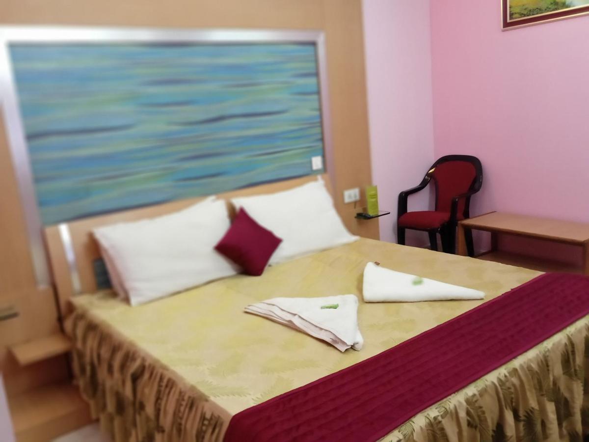 Hotel Barbareek Шиллонг Екстер'єр фото